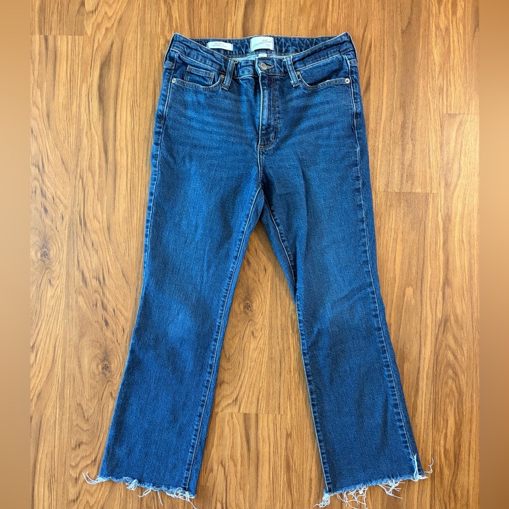 Universal Thread Crop Jeans
